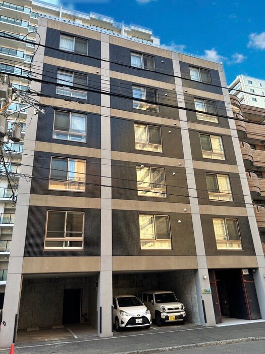 レコルト円山の物件外観写真