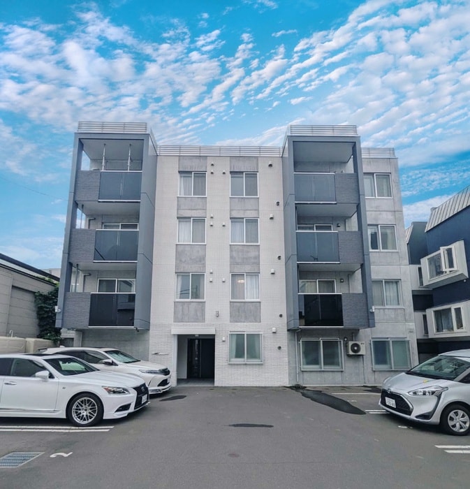 ブランシャールEK琴似の物件外観写真