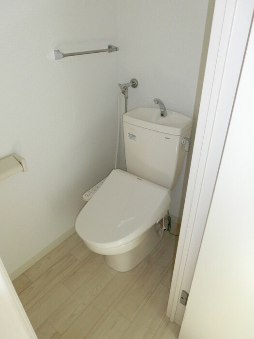 グランディール南郷１３の物件内観写真