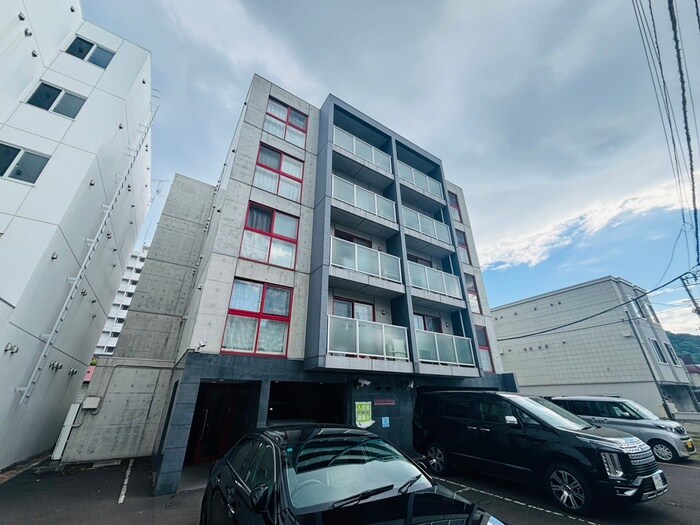 Pure stage Maruyamaの物件外観写真