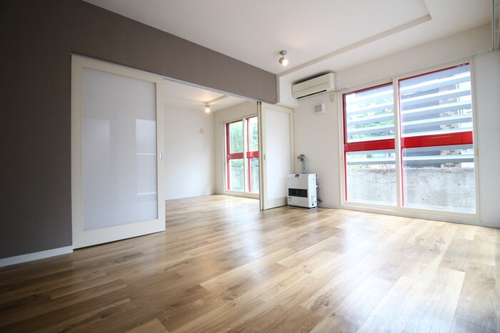 Pure stage Maruyamaの物件内観写真