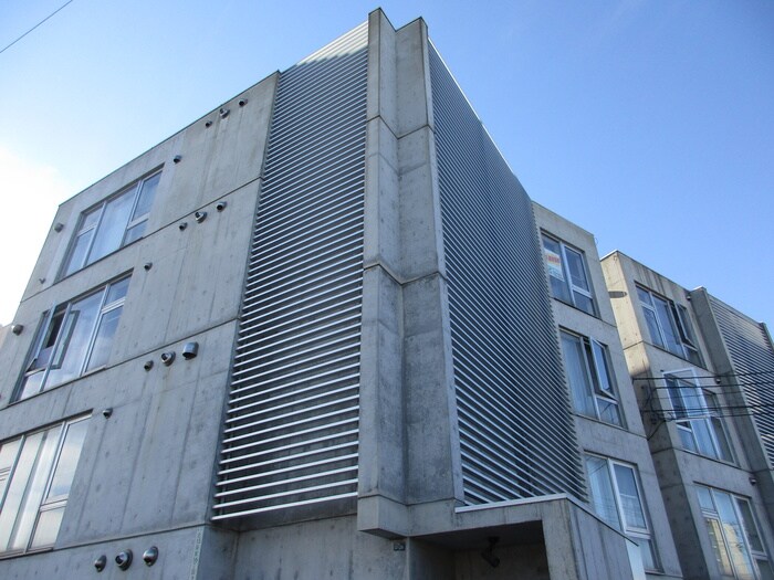 エスパスの物件外観写真