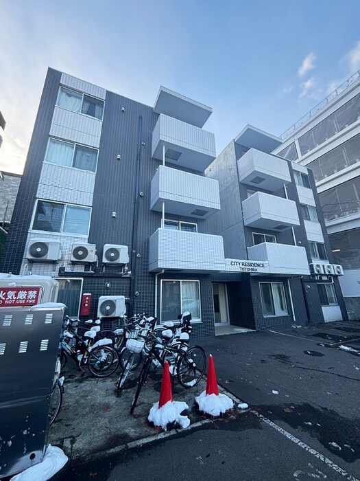 シティレジデンス豊平の物件外観写真