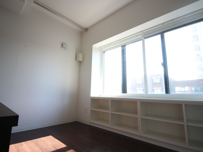 サードインパクトの物件内観写真