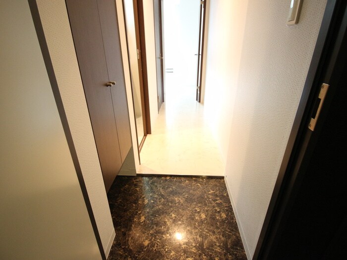 サードインパクトの物件内観写真