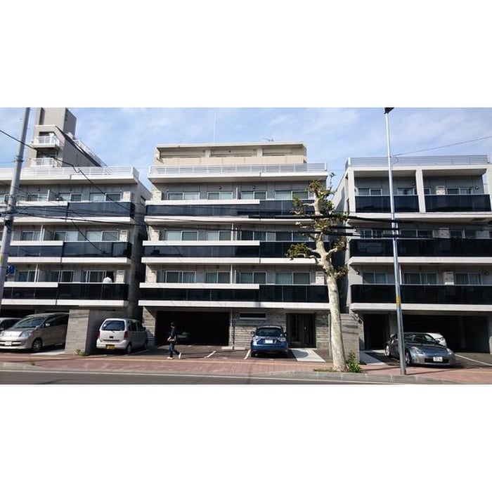 ヴィラアーバーナ桑園の物件外観写真