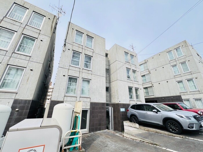 エテルノ白石の物件外観写真