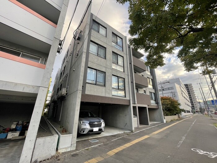 Pino kitamaruyamaの物件外観写真