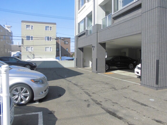 ノヴァシャトンの物件外観写真