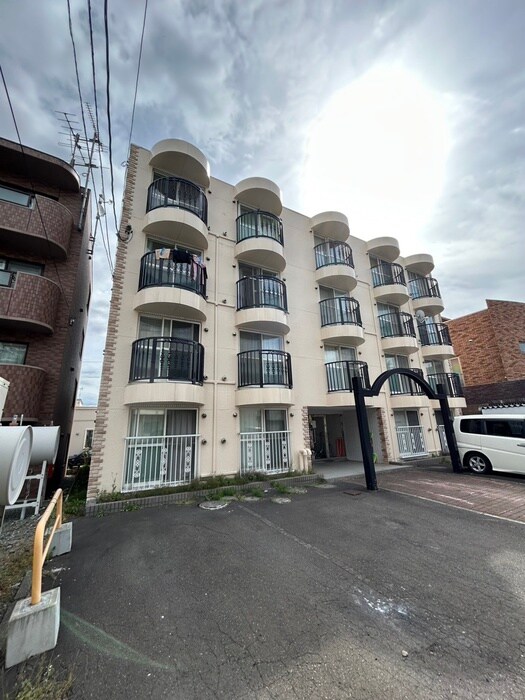 フォレスト天神山の物件外観写真