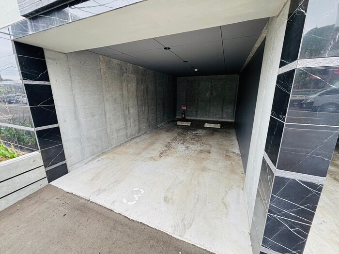 アルファスクエアS17の物件外観写真