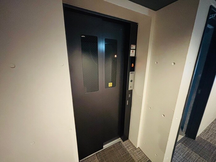 アルファスクエアS17の物件外観写真