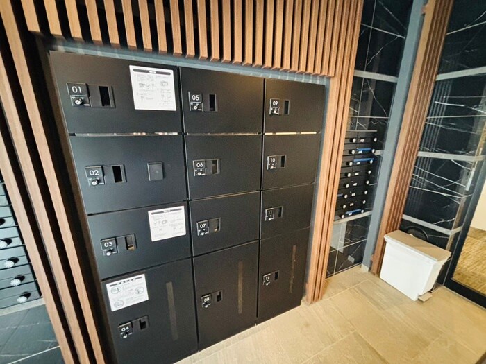 アルファスクエアS17の物件外観写真