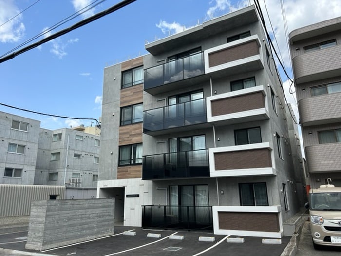 GRANDE 札幌 北大前の物件外観写真