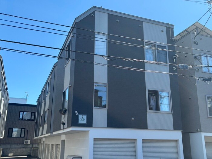 シルキー月寒東　B棟の物件外観写真