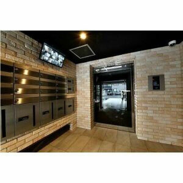 セントポーリアシュシュの物件外観写真