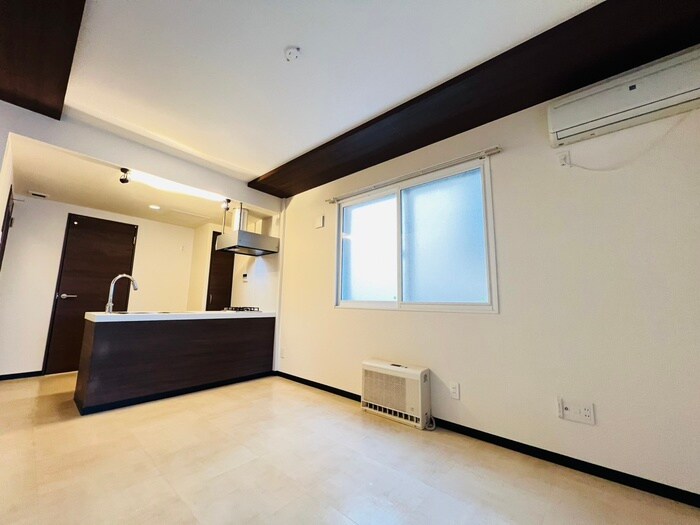 THE RESIDENCEの物件内観写真