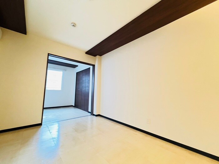 THE RESIDENCEの物件内観写真