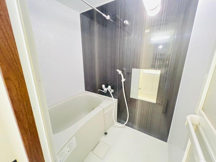 THE RESIDENCEの物件内観写真