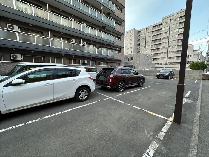 コ－トロティ琴似の物件外観写真