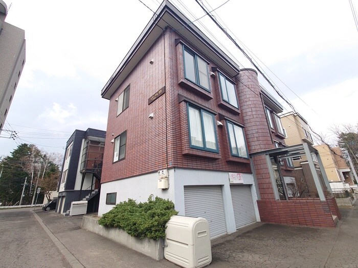 エターナルニシヤ２３の物件外観写真