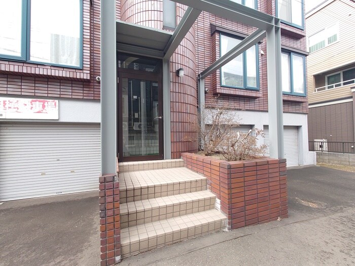 エターナルニシヤ２３の物件外観写真