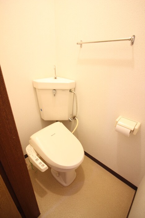 ア－バンコ－ト南郷Ⅶの物件内観写真