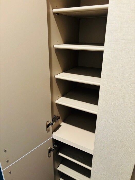 シンセリティ八軒の物件内観写真