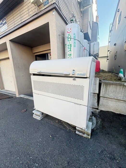 フラットО豊平の物件外観写真