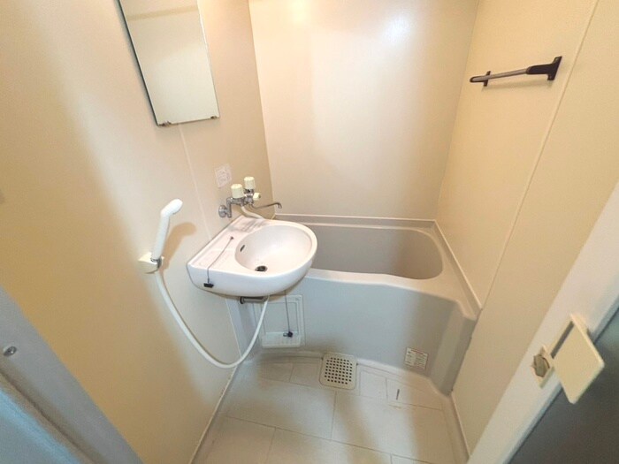 プレジ－ル本郷の物件内観写真