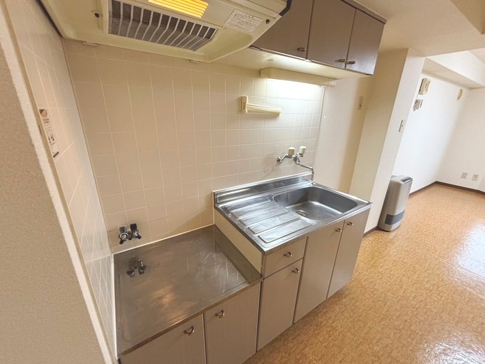 プレジ－ル本郷の物件内観写真