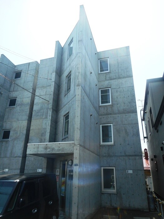 アイアール南郷Ⅷの物件外観写真