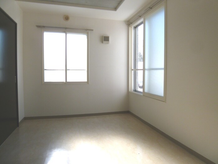 アイアール南郷Ⅷの物件内観写真