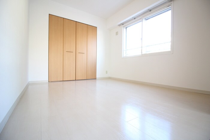 フィール円山の物件内観写真