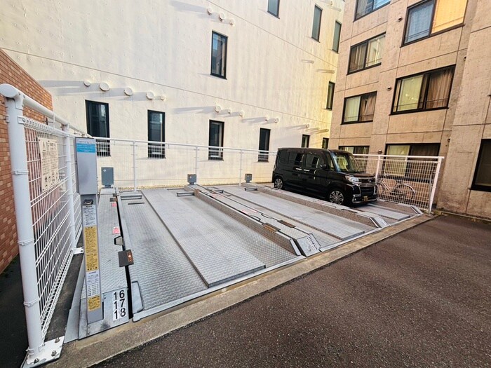 メ－プル北円山の物件外観写真