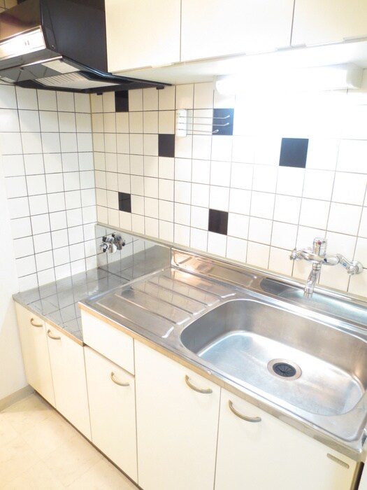 サザンフィ－ルド豊平公園の物件内観写真