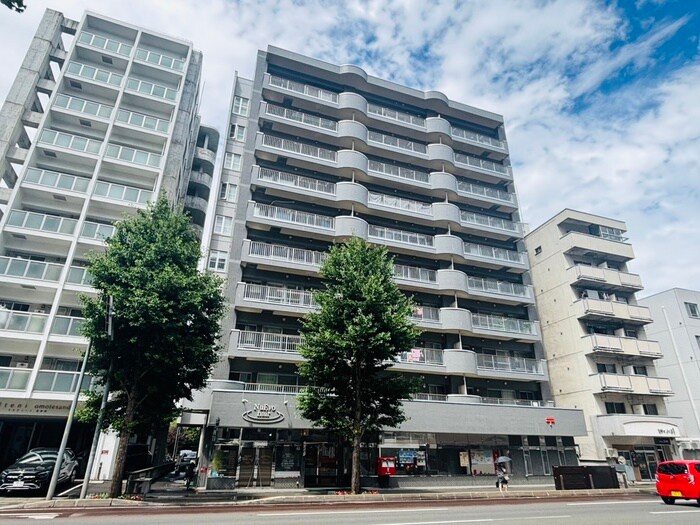 ラ・ヴェルト円山の物件外観写真