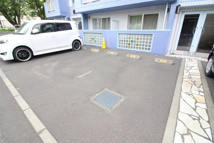 グランメ－ルパラダイスの物件外観写真