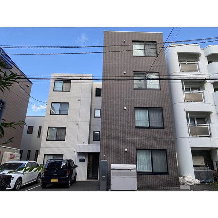 オリエントヒルズ平岸の物件外観写真