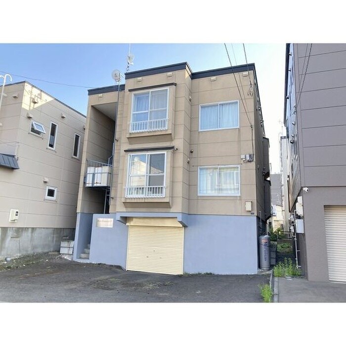 ニューフロンティアⅤの物件外観写真