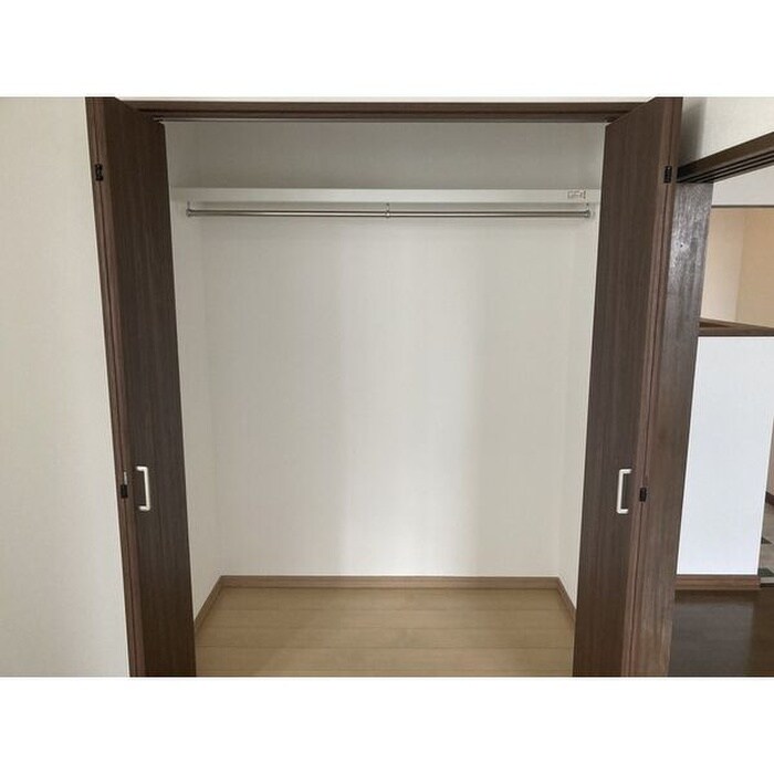 ニューフロンティアⅤの物件内観写真