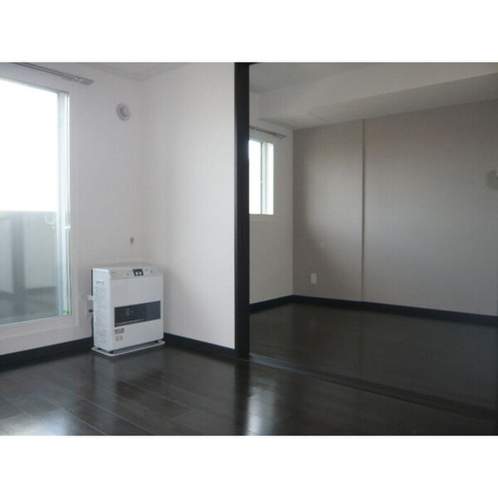 サンコート本郷通の物件内観写真