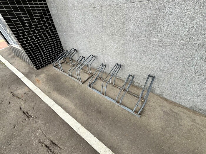 サンコート本郷通の物件外観写真