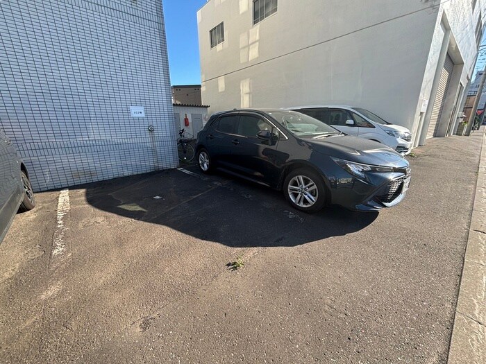 ア－バンクリスタルの物件外観写真