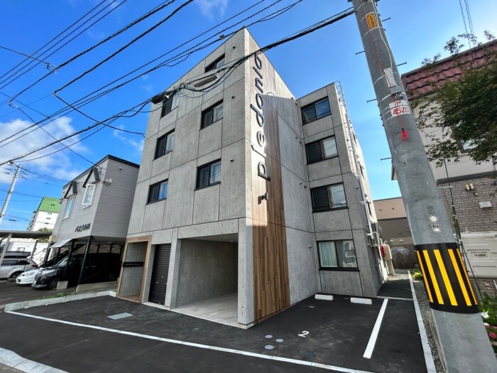 プレドニア琴似の物件外観写真