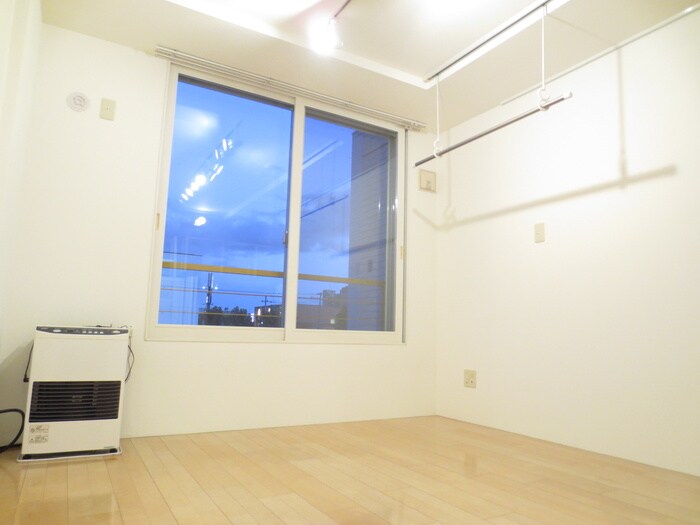 ファインブルーム学園前の物件内観写真