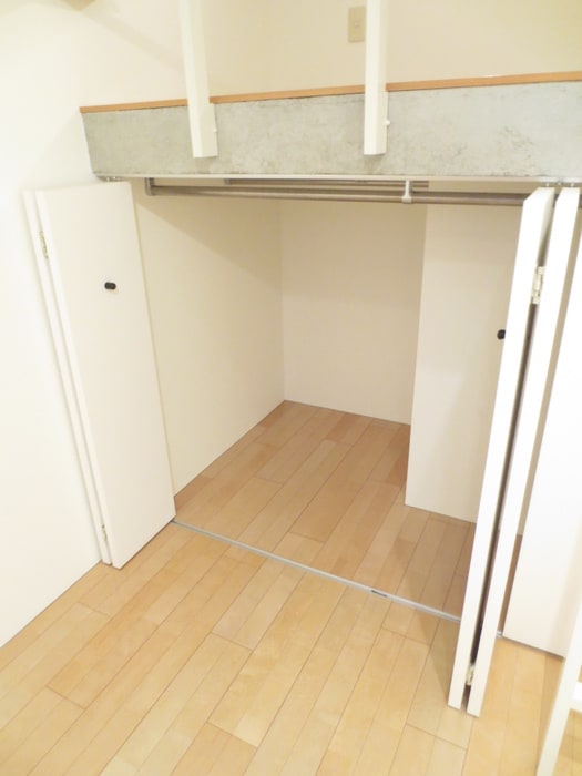 ファインブルーム学園前の物件内観写真