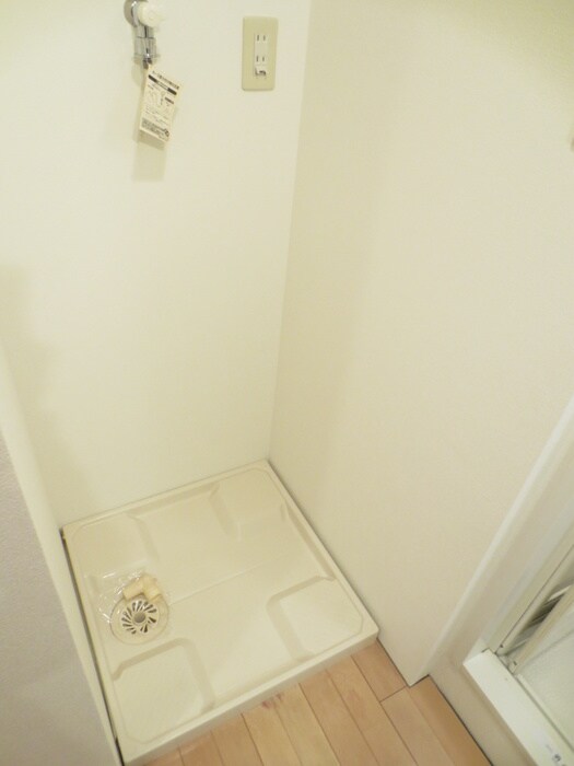 ファインブルーム学園前の物件内観写真