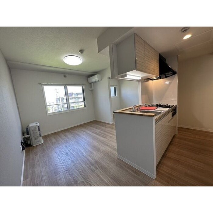 ASTER SHIROISHIの物件内観写真