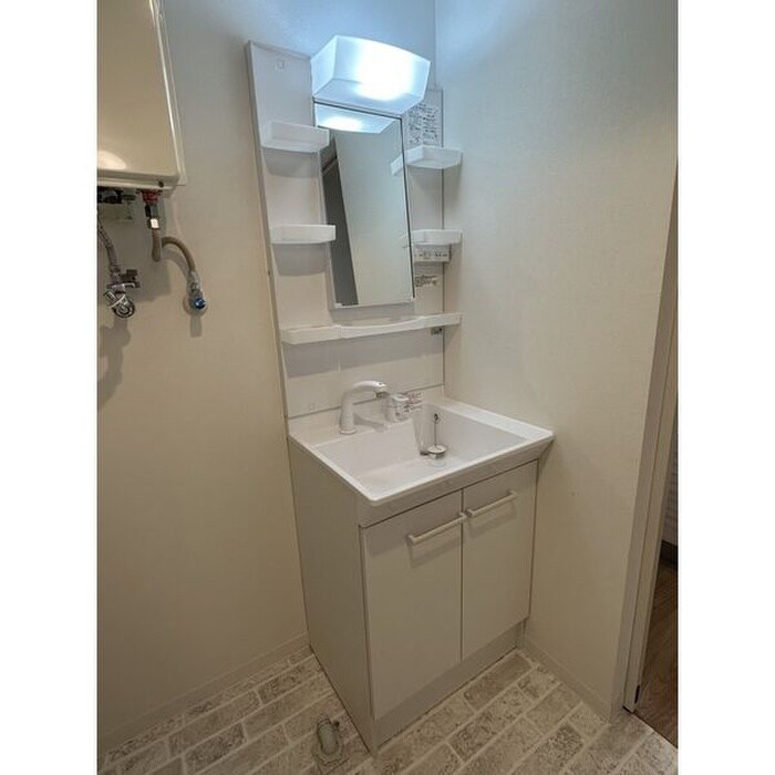 ASTER SHIROISHIの物件内観写真